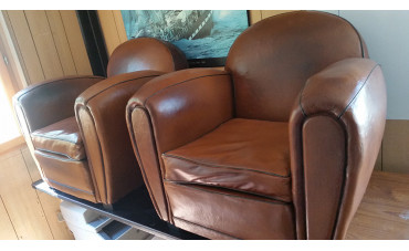 Rénovation des cuirs d'un fauteuil CLUB